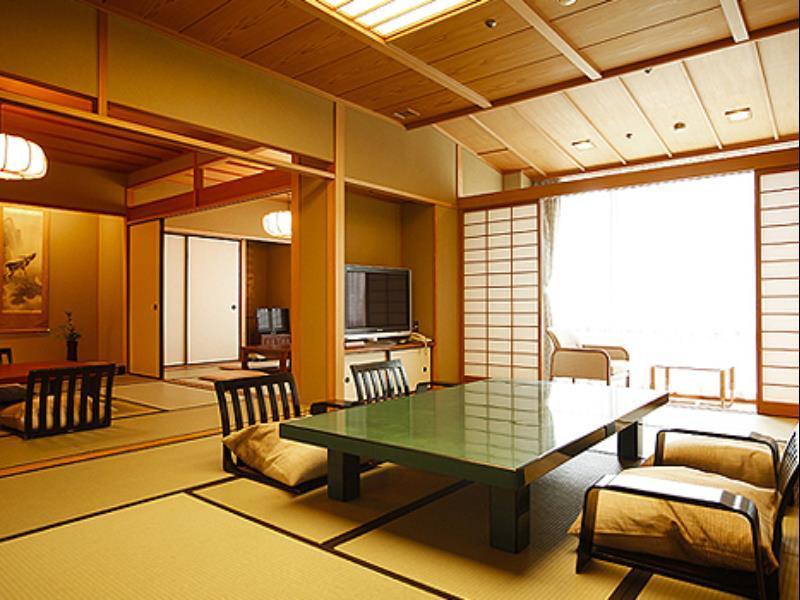 Choraku Ryokan Κόμπε Εξωτερικό φωτογραφία